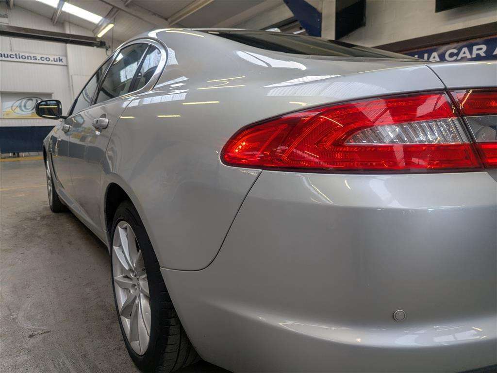 <p>2012 JAGUAR XF PREMIUM LUXURY D AUTO</p>