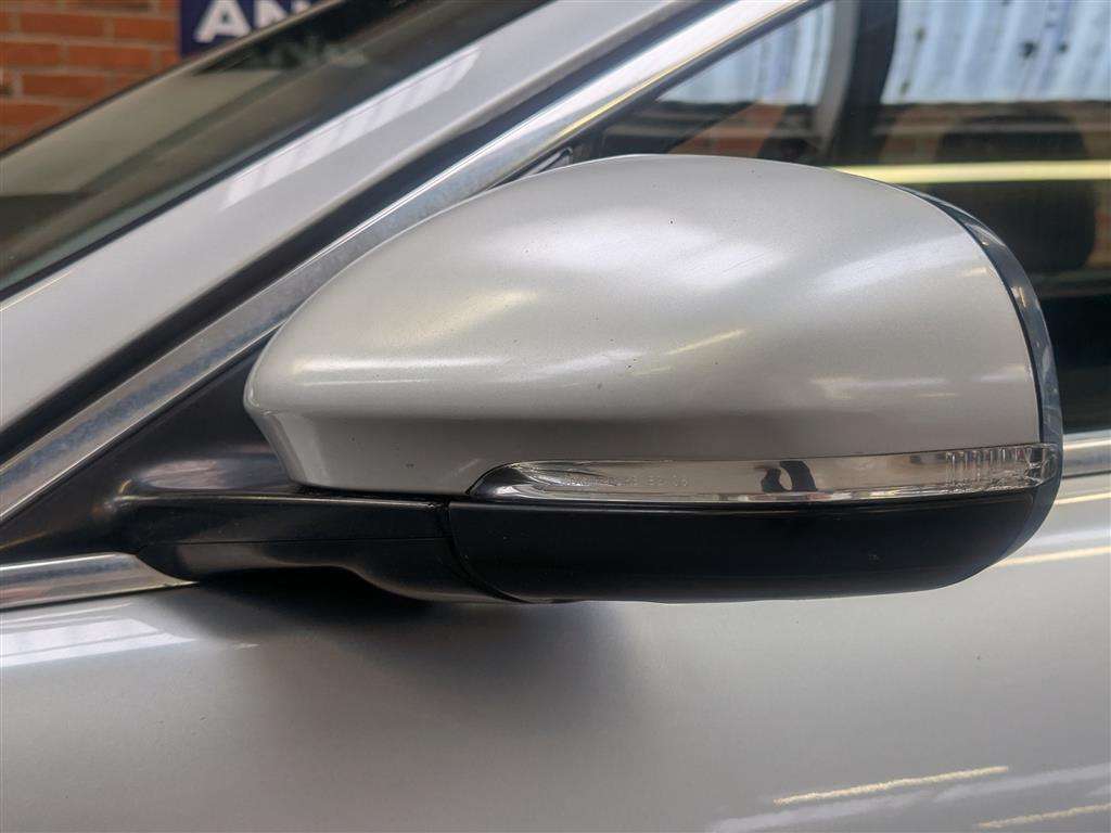 <p>2012 JAGUAR XF PREMIUM LUXURY D AUTO</p>