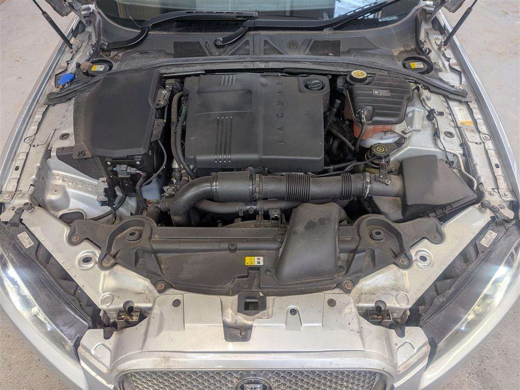 <p>2012 JAGUAR XF PREMIUM LUXURY D AUTO</p>