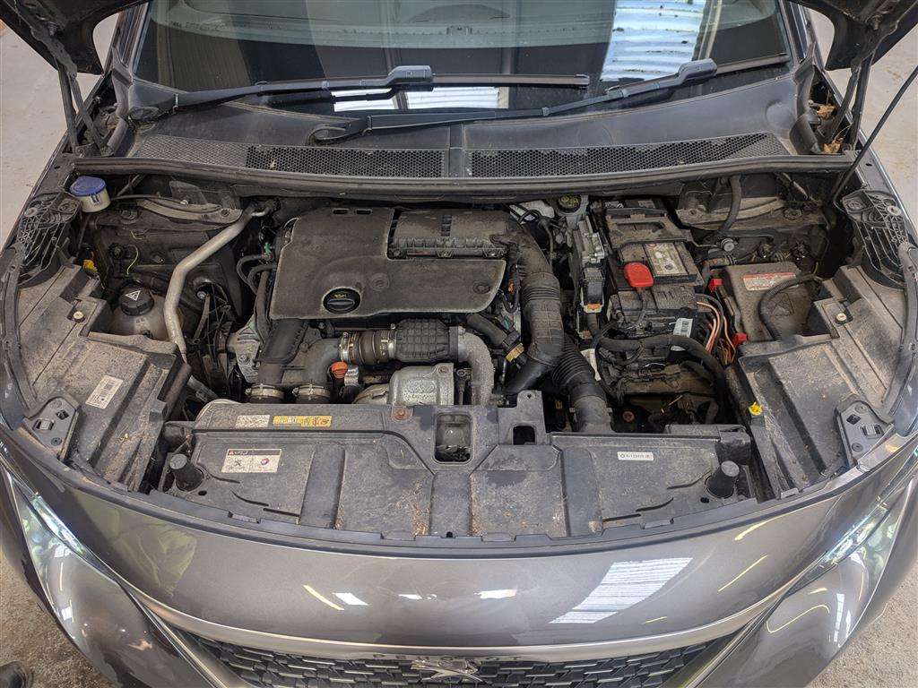 <p>2017 PEUGEOT 3008 GT LINE BLUEHDI S/S</p>