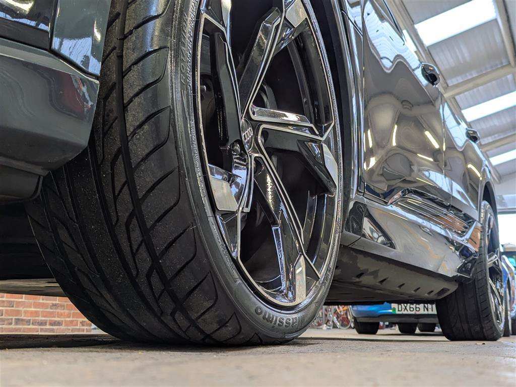 <p>2021 AUDI E-TRON TECHNIK 50 QUATTRO</p>