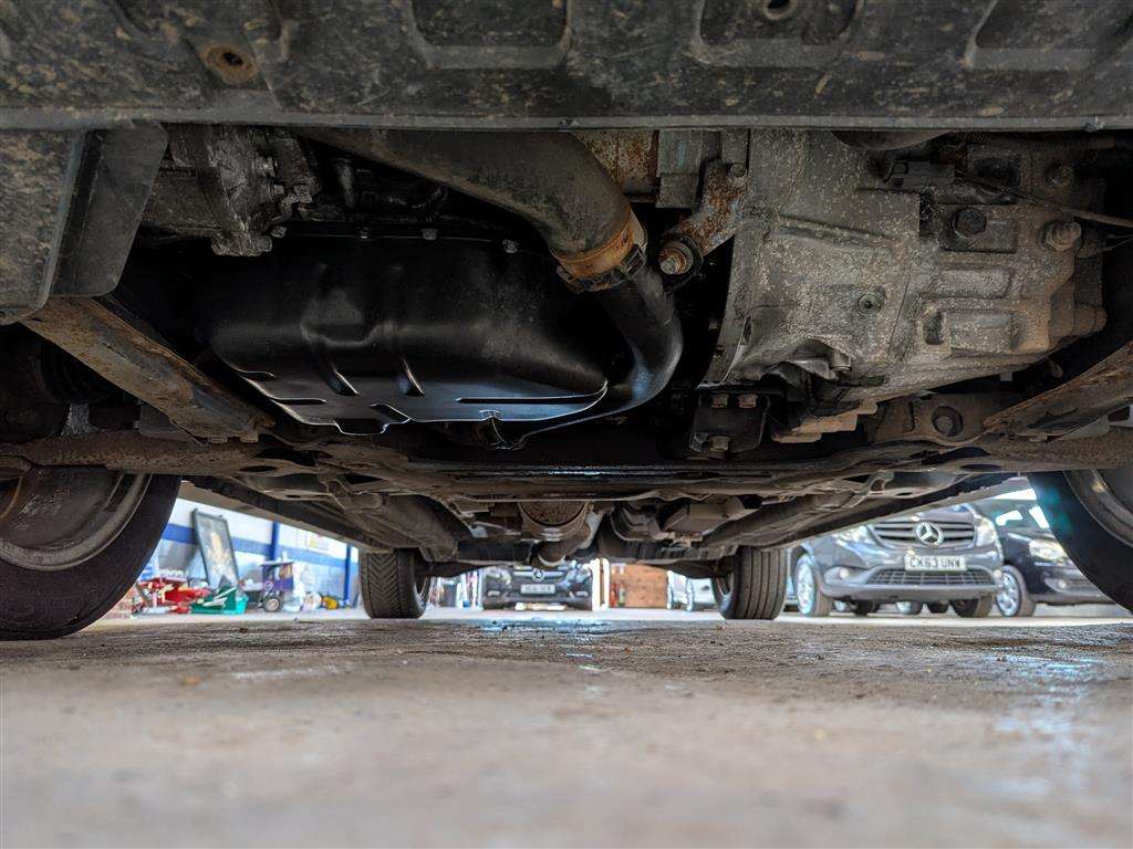 <p>2017 MITSUBISHI OUTLANDER DI-D 3</p>