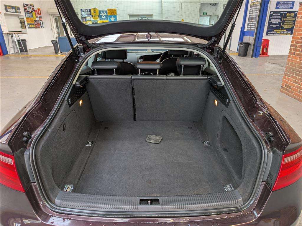 <p>2013 AUDI A5 SE TECHNIK TDI QUATTRO</p>