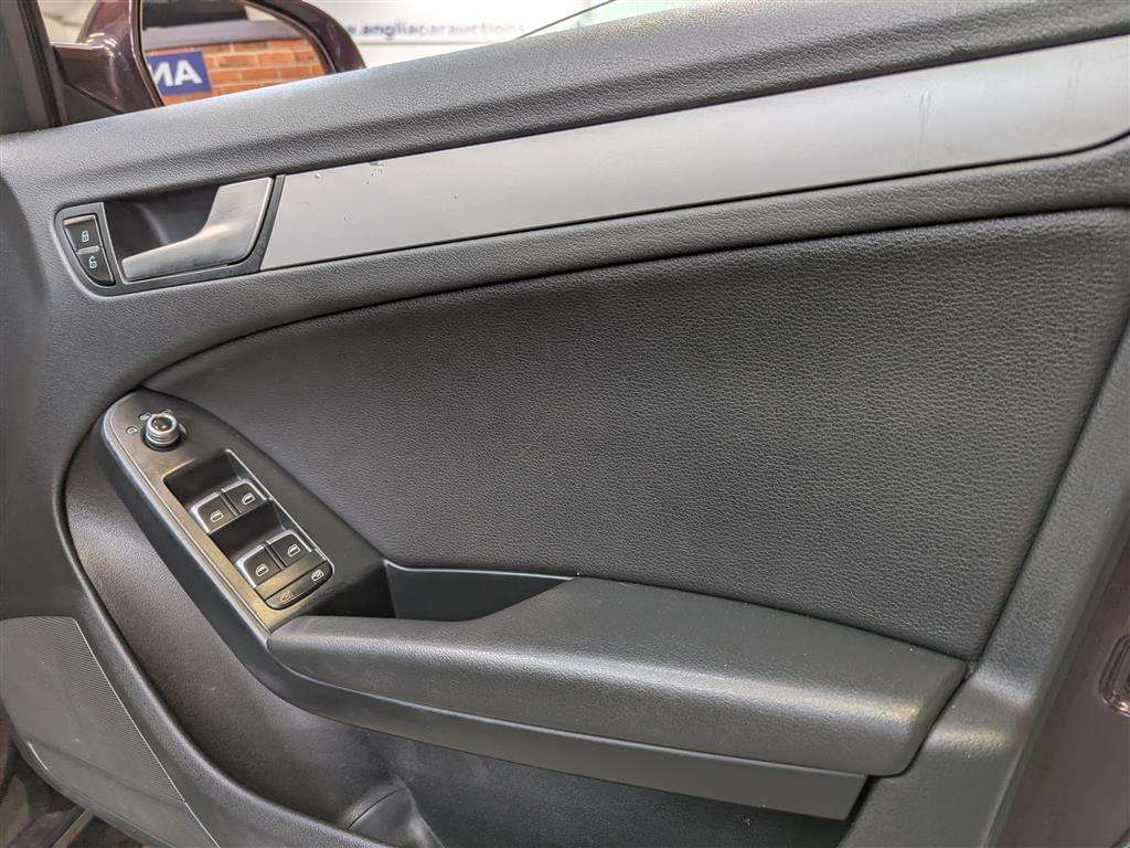 <p>2013 AUDI A5 SE TECHNIK TDI QUATTRO</p>