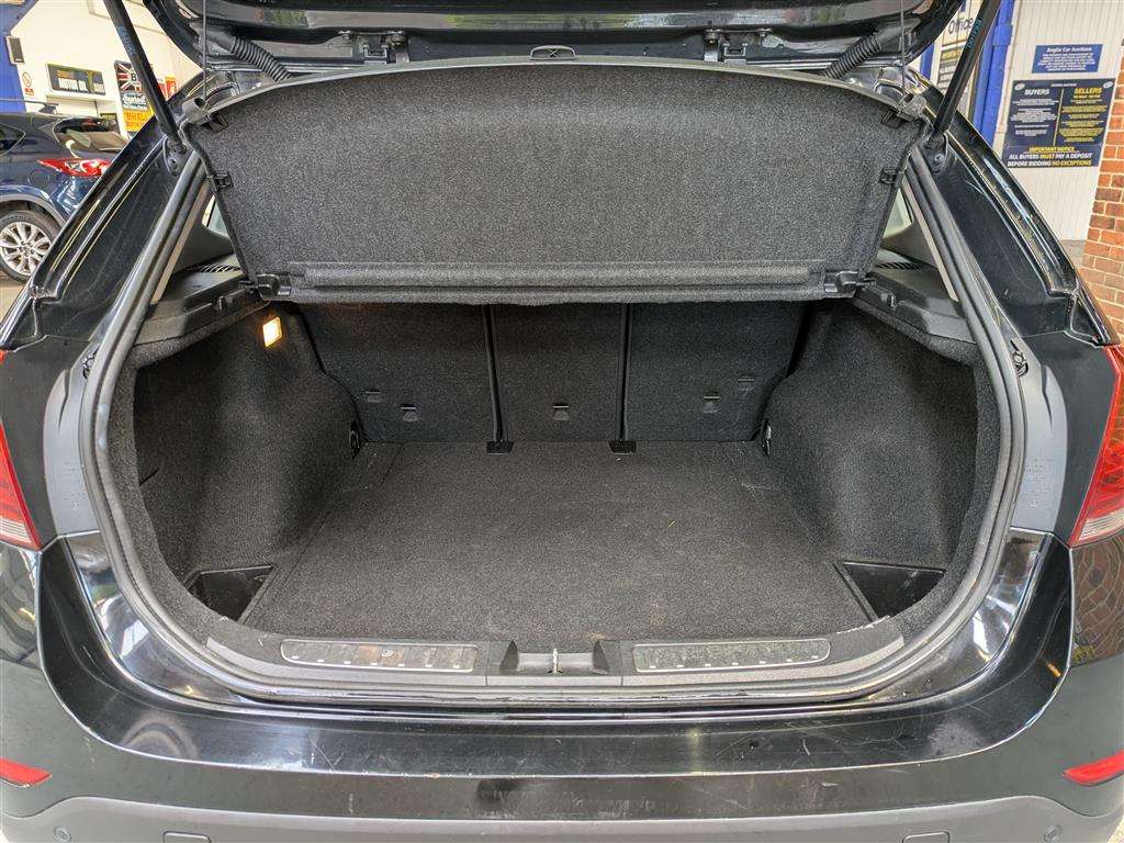 <p>2014 BMW X1 XDRIVE18D XLINE</p>