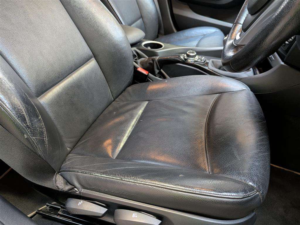 <p>2014 BMW X1 XDRIVE18D XLINE</p>