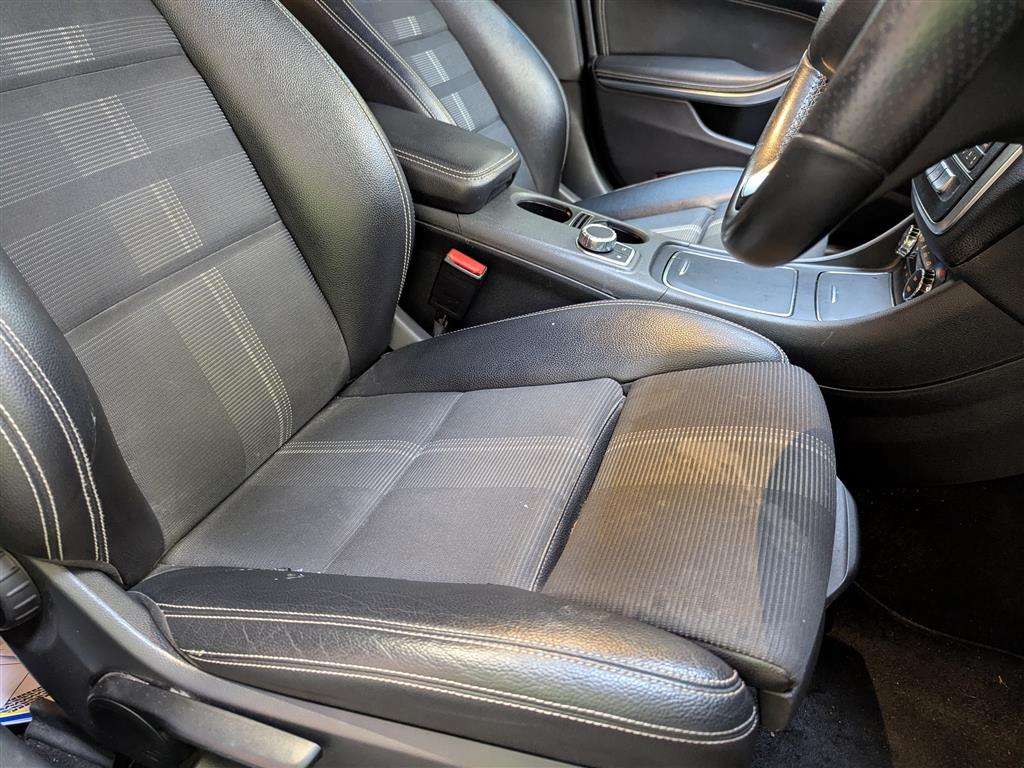 <p>2017 MERCEDES-BENZ CLA 180 SPORT AUTO</p>