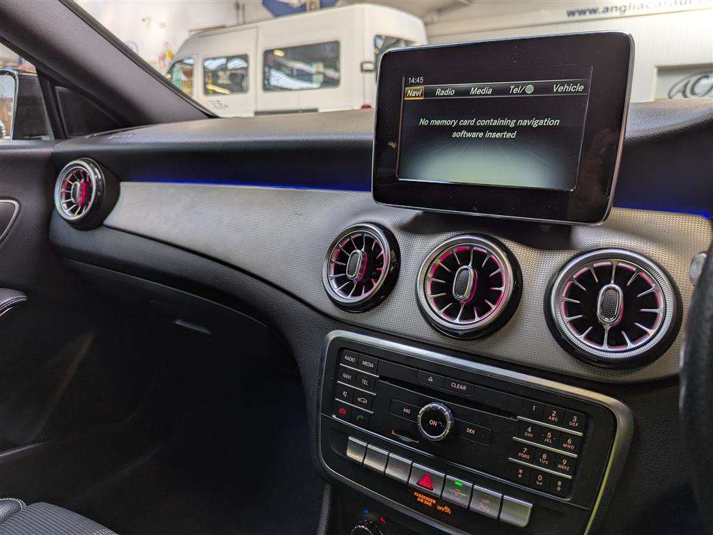 <p>2017 MERCEDES-BENZ CLA 180 SPORT AUTO</p>