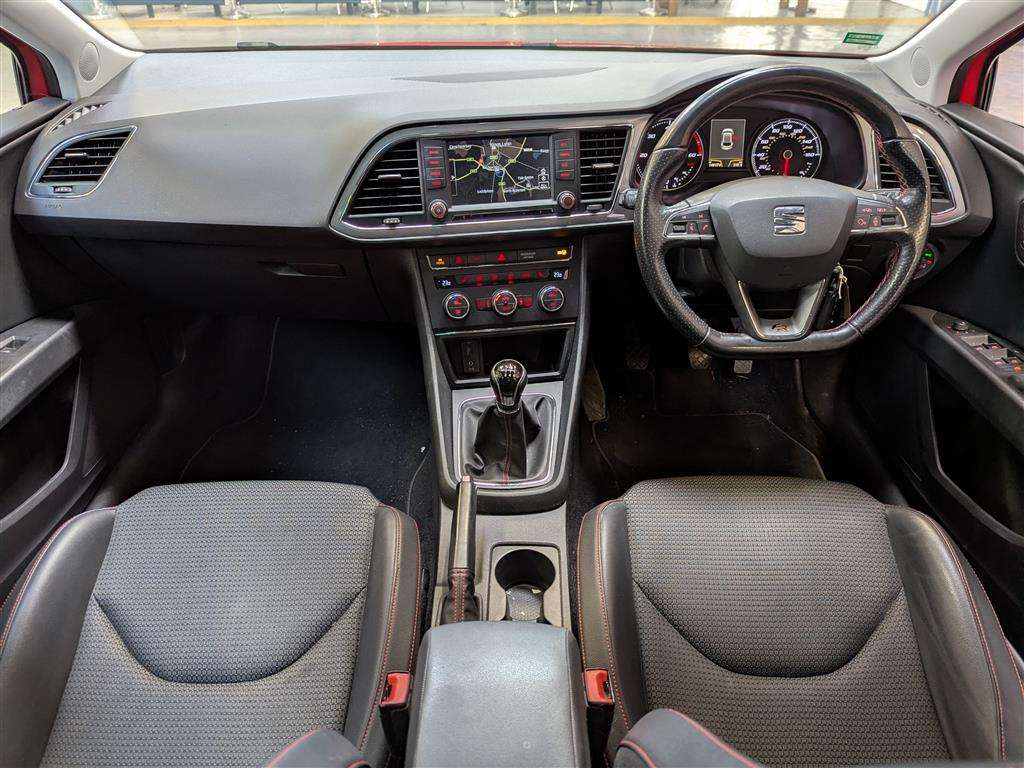 <p>2015 SEAT LEON FR TECHNOLOGY TDI</p>