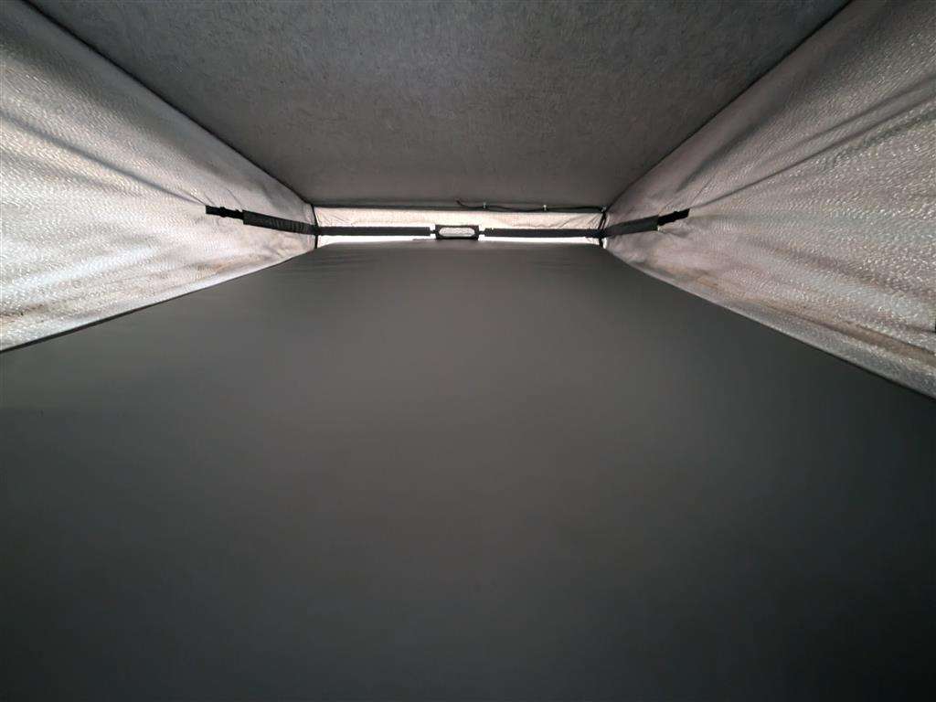 <p>2015 VAUXHALL VIVARO 2700 CDTI CAMPERVAN&nbsp;</p>