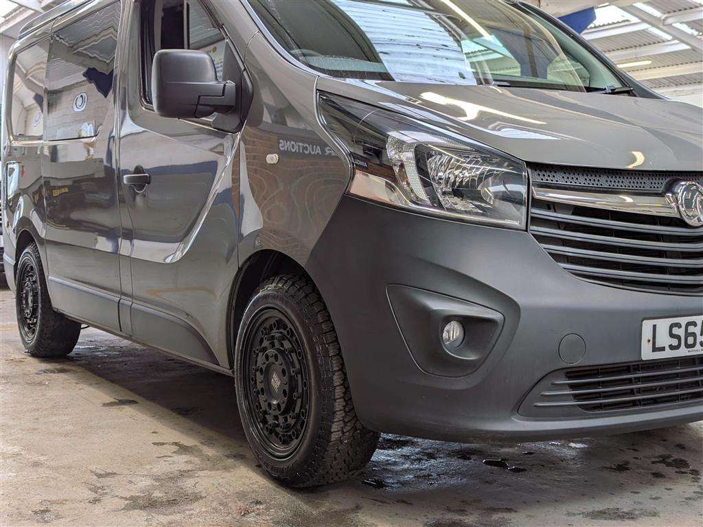 <p>2015 VAUXHALL VIVARO 2700 CDTI CAMPERVAN&nbsp;</p>