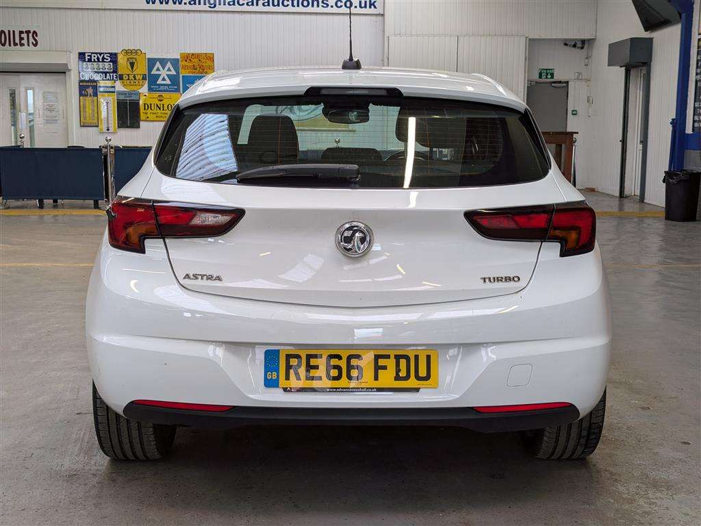 <p>2016 VAUXHALL ASTRA SRI TURBO</p>
