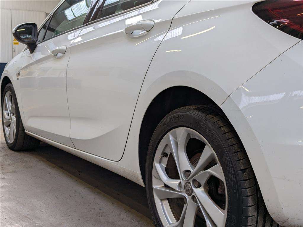 <p>2016 VAUXHALL ASTRA SRI TURBO</p>