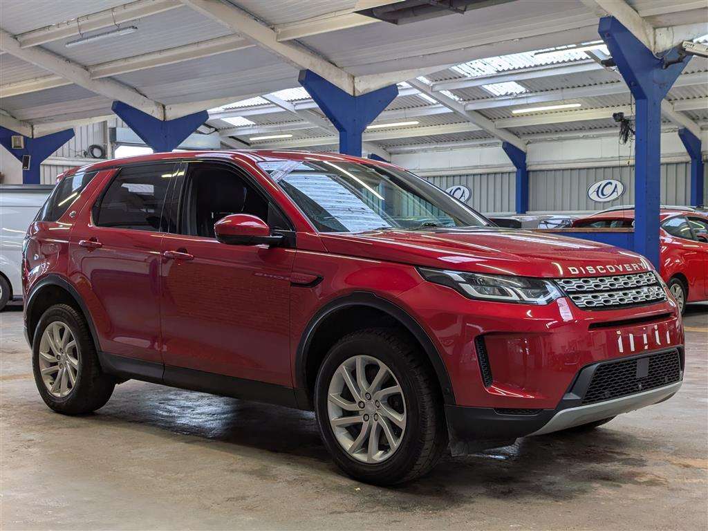 <p>2021 LAND ROVER DISCOVERY SPORT S D MHEV</p>