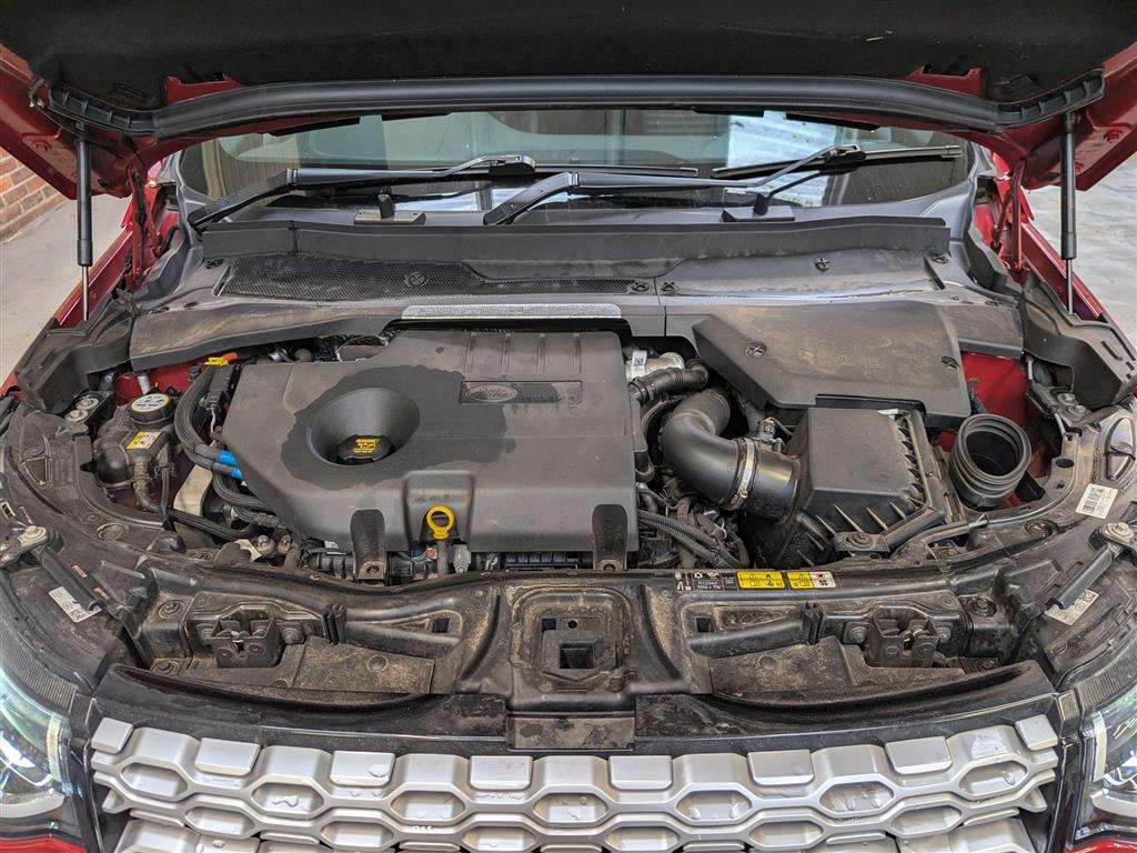 <p>2021 LAND ROVER DISCOVERY SPORT S D MHEV</p>