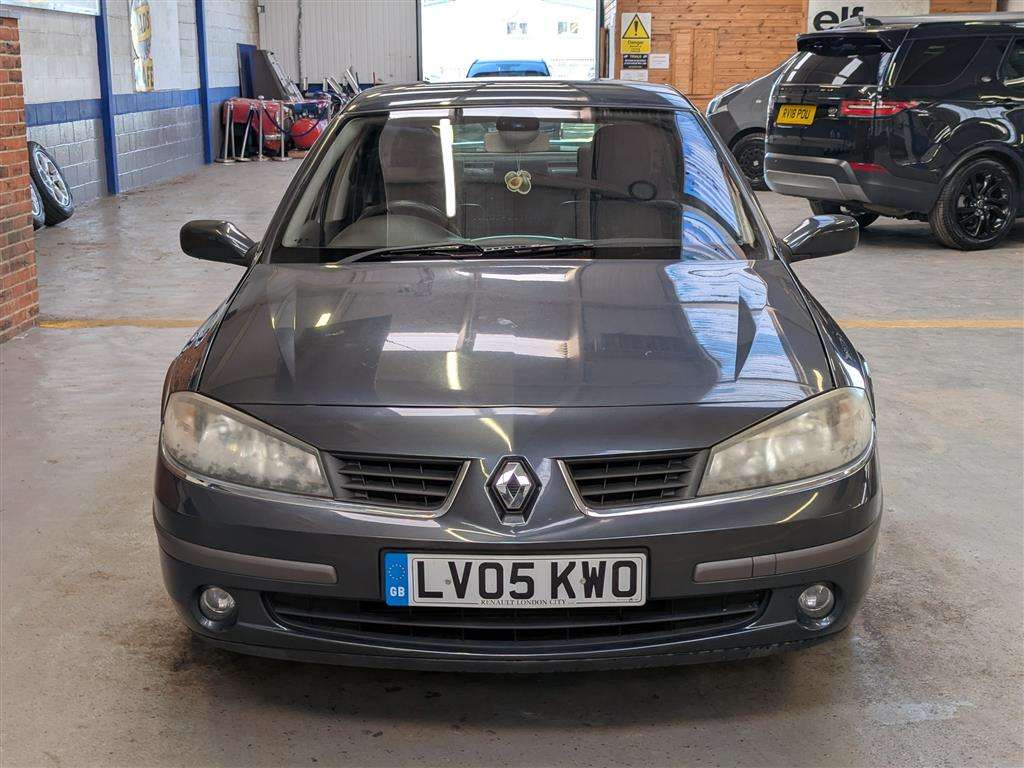 <p>2005 RENAULT LAGUNA DYNAMIQUE DCI 120</p>