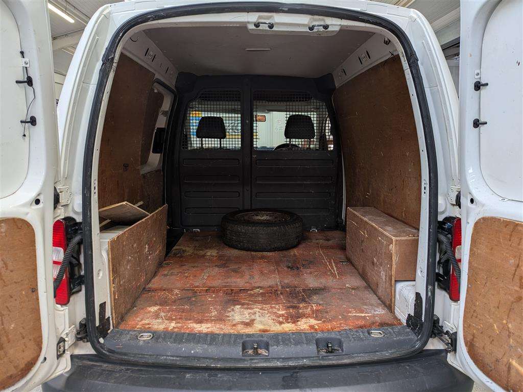 <p>2013 VOLKSWAGEN CADDY C20 TDI 75</p>