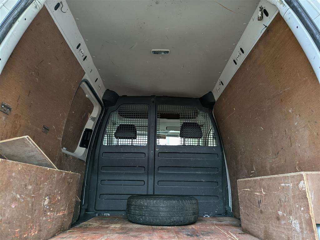 <p>2013 VOLKSWAGEN CADDY C20 TDI 75</p>