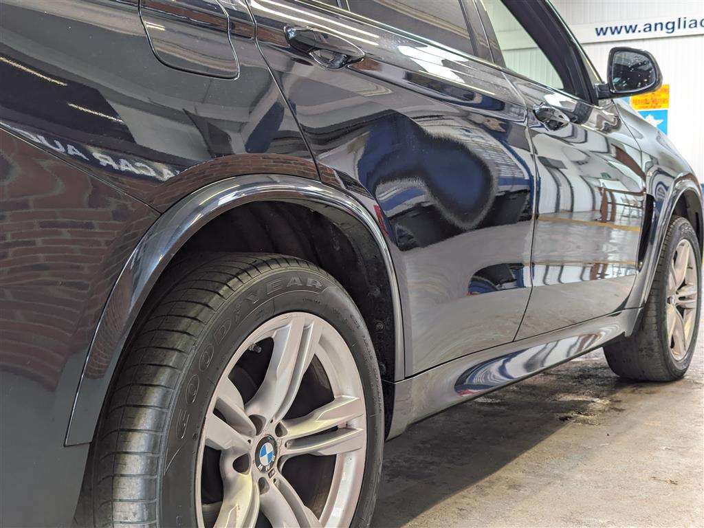 <p>2014 BMW X5 XDRIVE30D M SPORT AUTO</p>