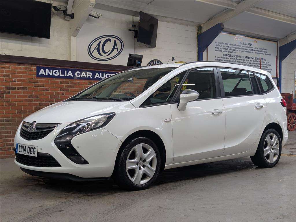 <p>2014 VAUXHALL ZAFIRA TOURER EXCLUSIV CD</p>