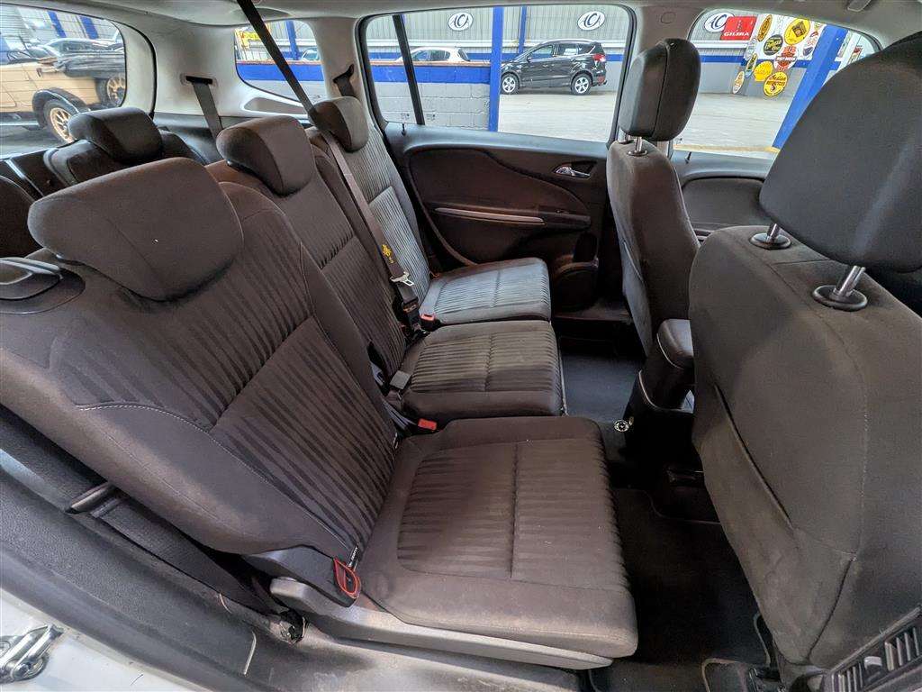 <p>2014 VAUXHALL ZAFIRA TOURER EXCLUSIV CD</p>