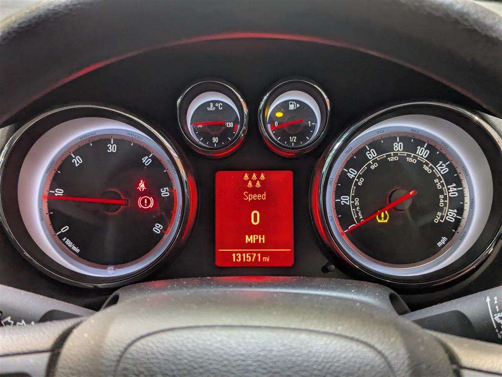 <p>2014 VAUXHALL ZAFIRA TOURER EXCLUSIV CD</p>