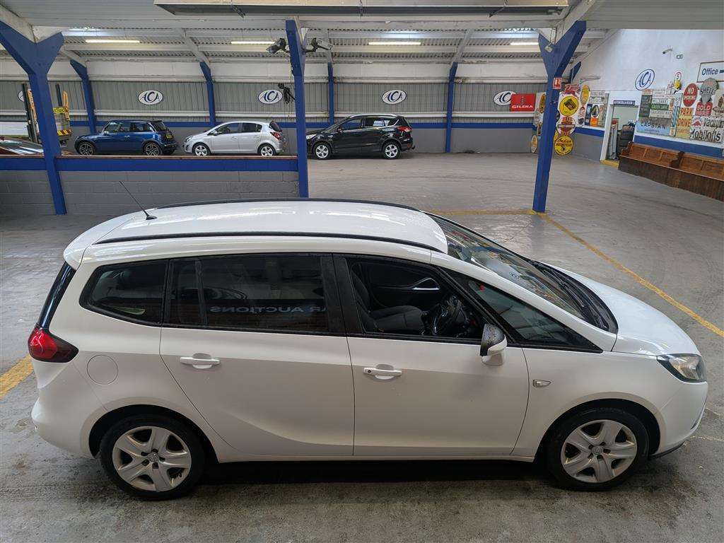 <p>2014 VAUXHALL ZAFIRA TOURER EXCLUSIV CD</p>