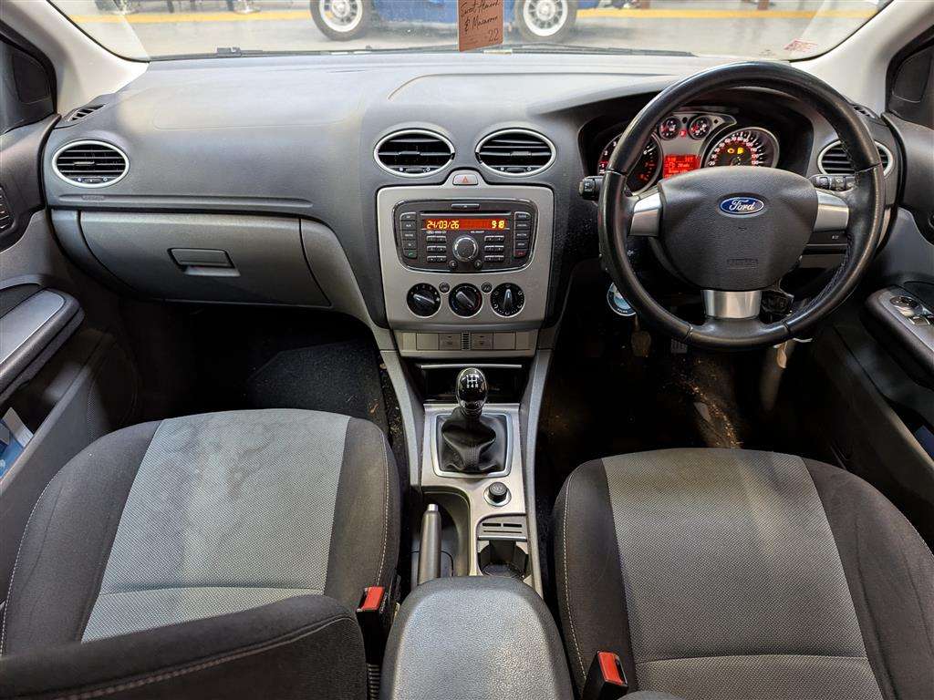 <p>2010 FORD FOCUS ZETEC 125</p>