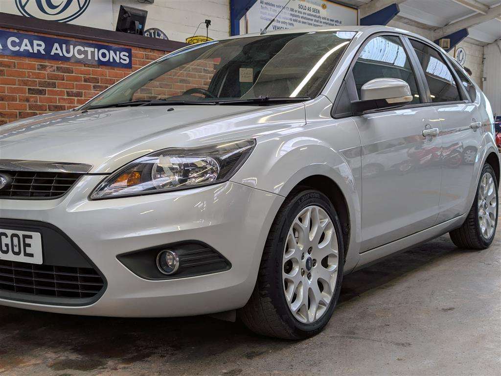 <p>2010 FORD FOCUS ZETEC 125</p>