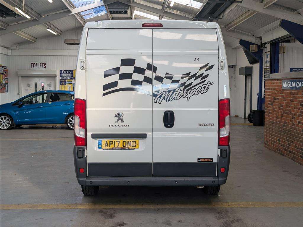 <p>2017 PEUGEOT BOXER 335 PRO L3H2 BLUE H RACE VAN</p>