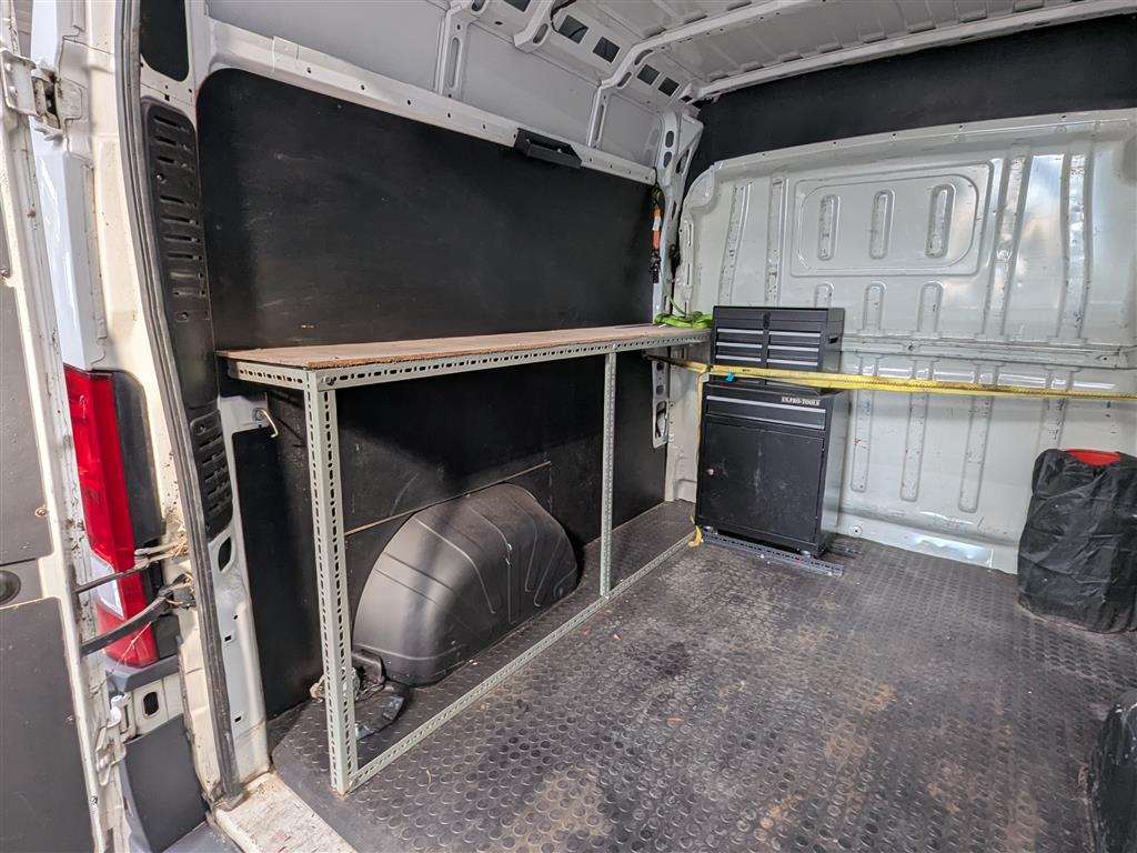 <p>2017 PEUGEOT BOXER 335 PRO L3H2 BLUE H RACE VAN</p>