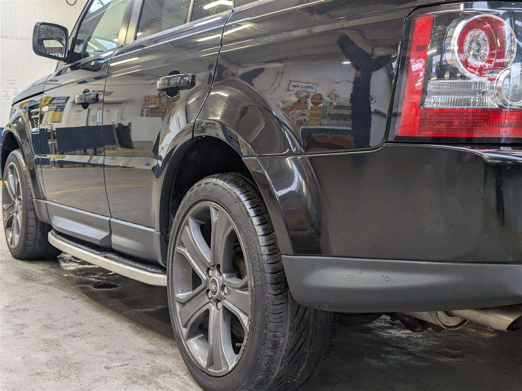 <p>2013 LAND ROVER R ROVER SPORT HSE BLACK S</p>