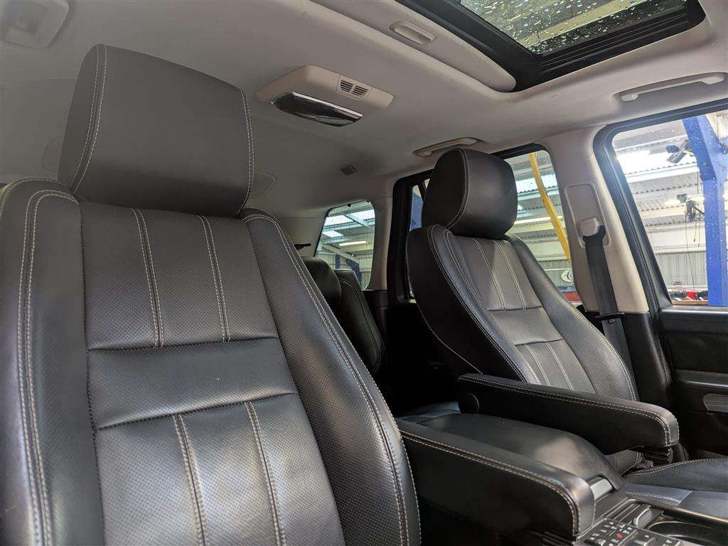 <p>2013 LAND ROVER R ROVER SPORT HSE BLACK S</p>