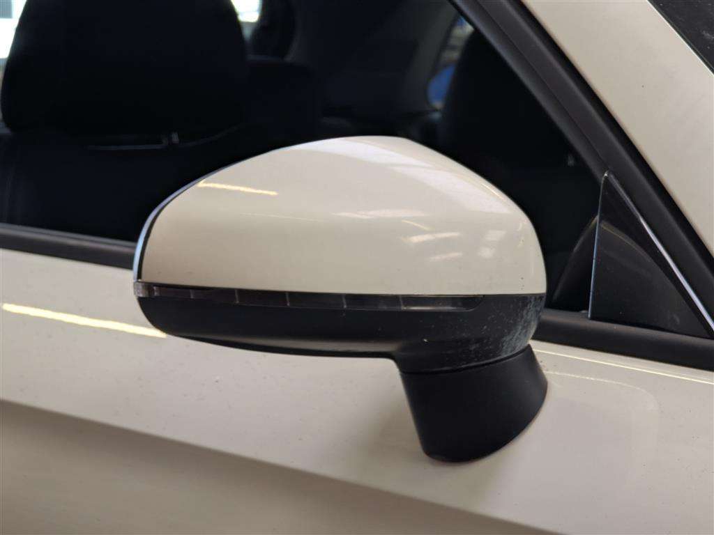 <p>2012 AUDI A1 COMPETITION LINE TDI</p>