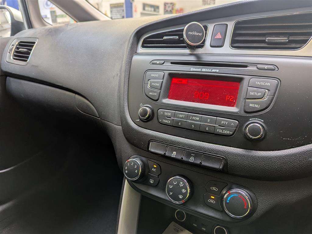 <p>2014 KIA CEED VR7 CRDI</p>