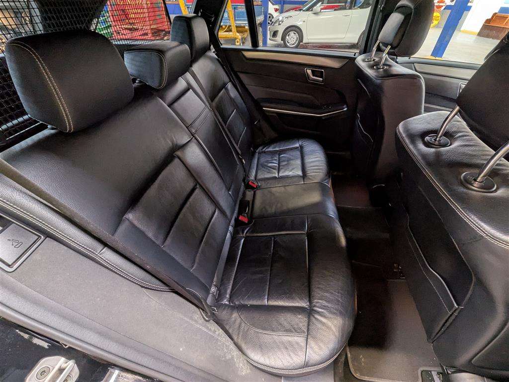 <p>2015 MERCEDES-BENZ E220 AMG NIGHT ED BLUETEC</p>