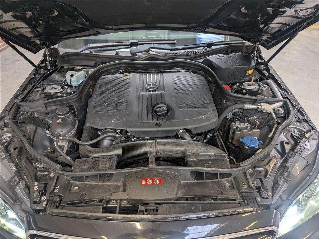 <p>2015 MERCEDES-BENZ E220 AMG NIGHT ED BLUETEC</p>