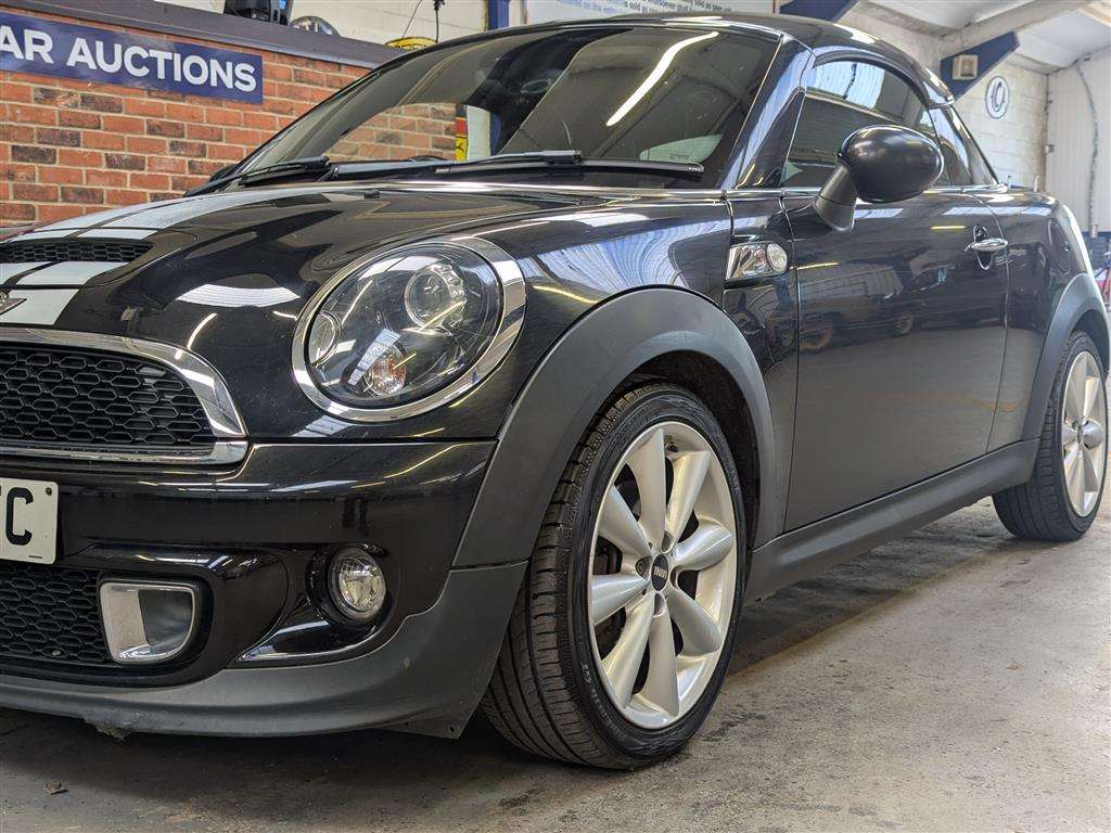 <p>2015 MINI COOPER SD</p>