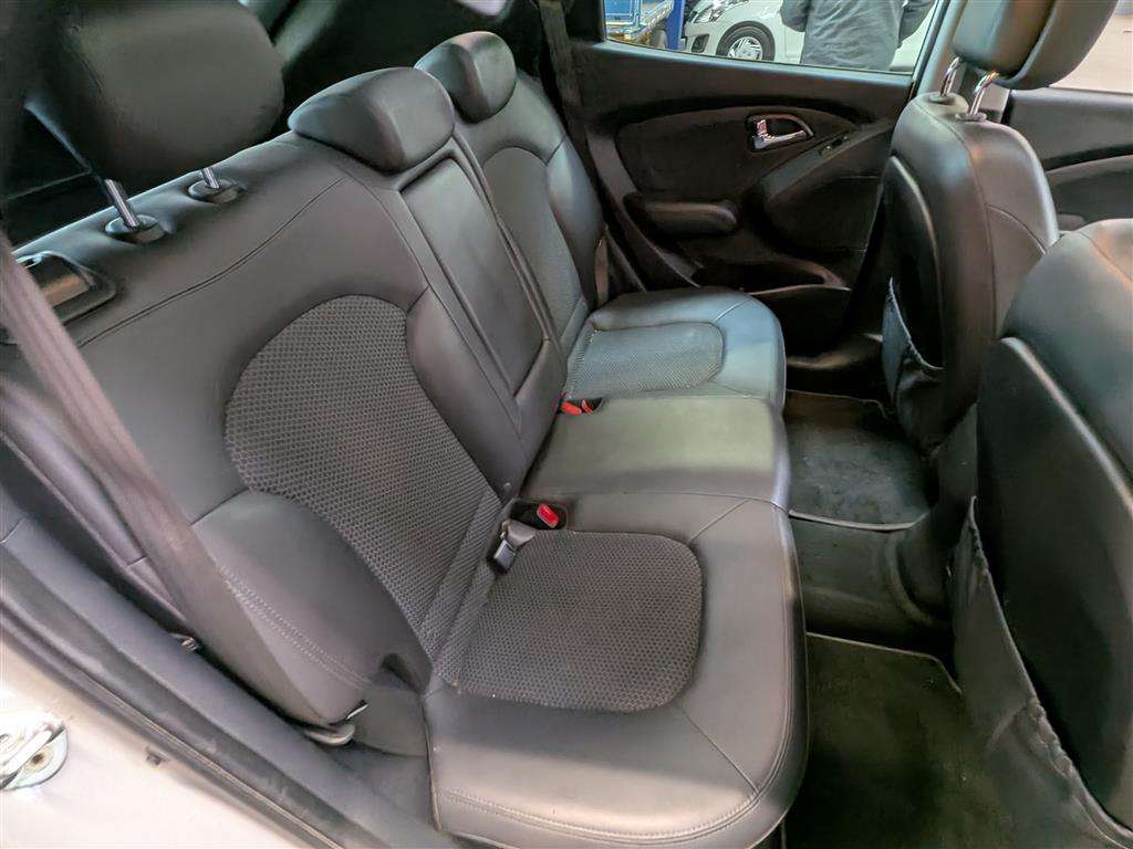<p>2012 HYUNDAI IX35 PREMIUM 2WD CRDI</p>