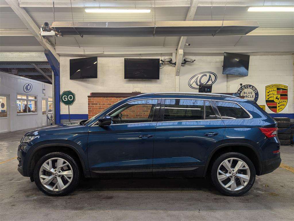 <p>2017 SKODA KODIAQ EDITION TDI SCR 4X</p>
