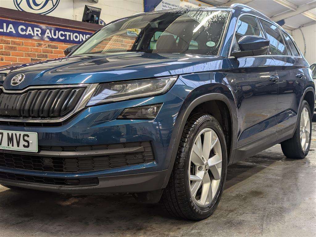 <p>2017 SKODA KODIAQ EDITION TDI SCR 4X</p>