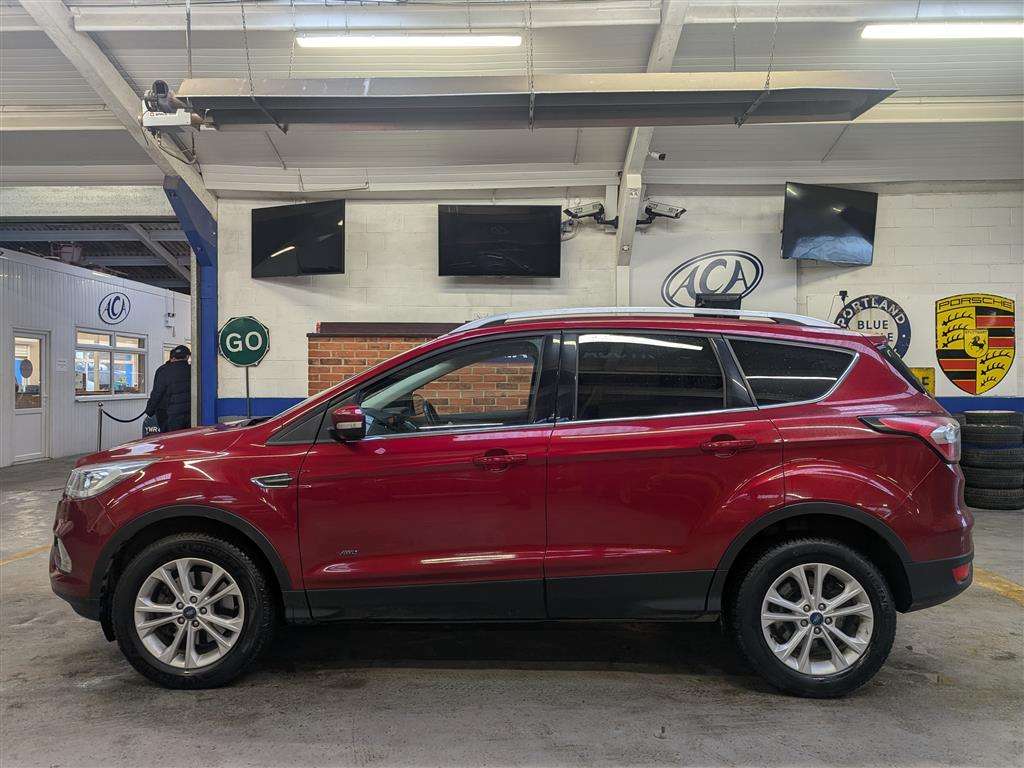 <p>2017 FORD KUGA TITANIUM TDCI 4X4 AU</p>