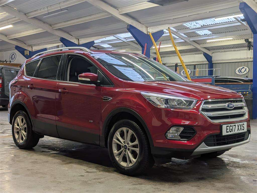 <p>2017 FORD KUGA TITANIUM TDCI 4X4 AU</p>