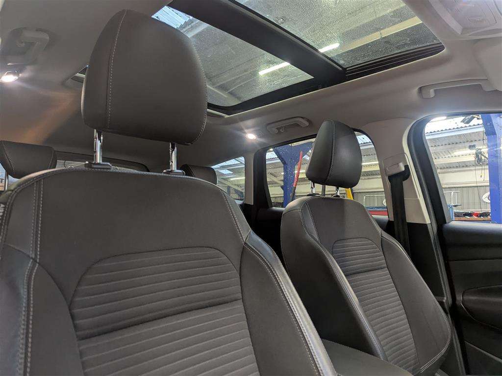 <p>2017 FORD KUGA TITANIUM TDCI 4X4 AU</p>