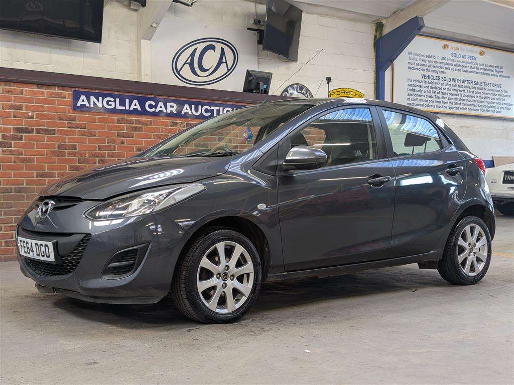 <p>2014 MAZDA 2 TS2</p>