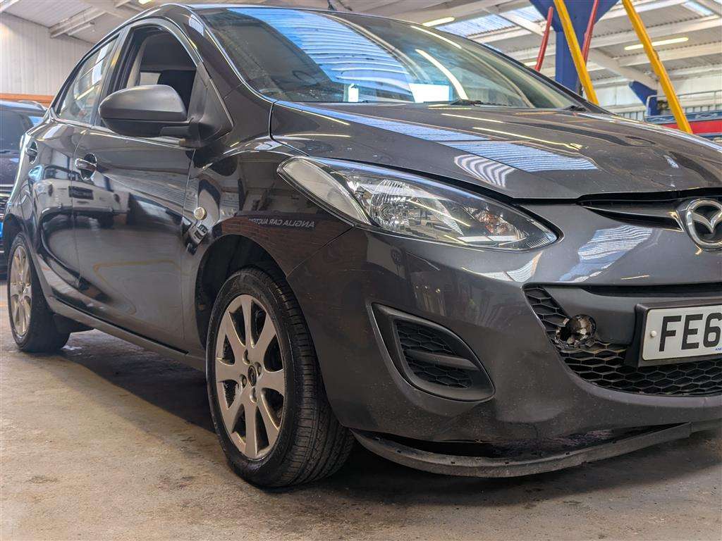 <p>2014 MAZDA 2 TS2</p>