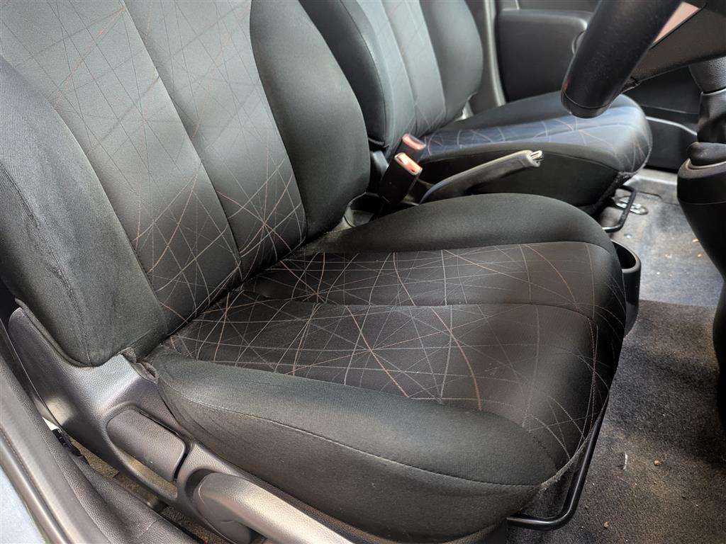 <p>2014 MAZDA 2 TS2</p>