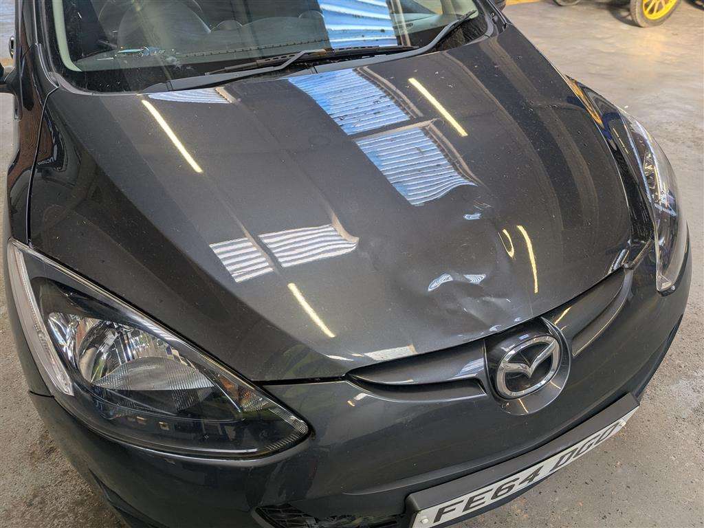 <p>2014 MAZDA 2 TS2</p>