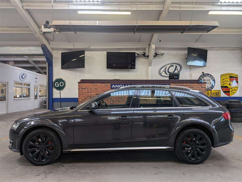 <p>2012 AUDI A4 ALLROAD TDI QUATTRO AUTO</p>