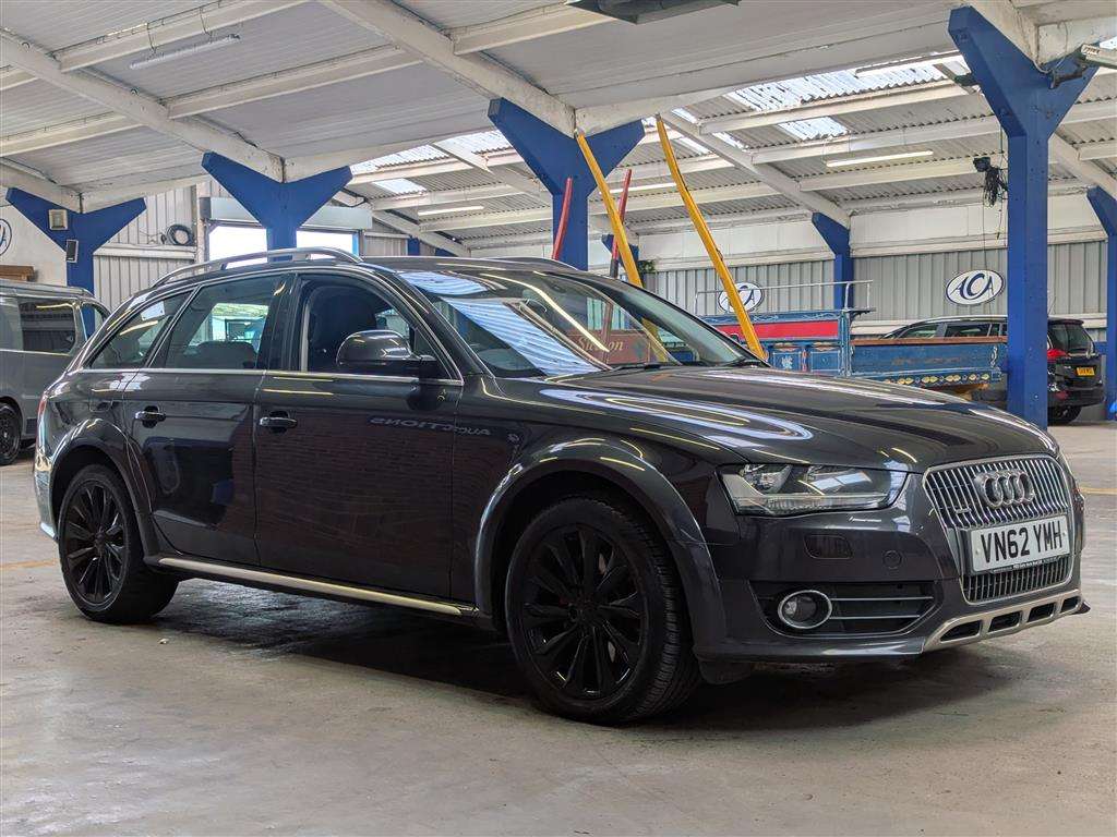 <p>2012 AUDI A4 ALLROAD TDI QUATTRO AUTO</p>